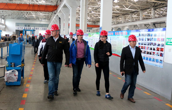 2016年4月27日，，，，，德国富尔达代表团来asiagame电缆旅行考察