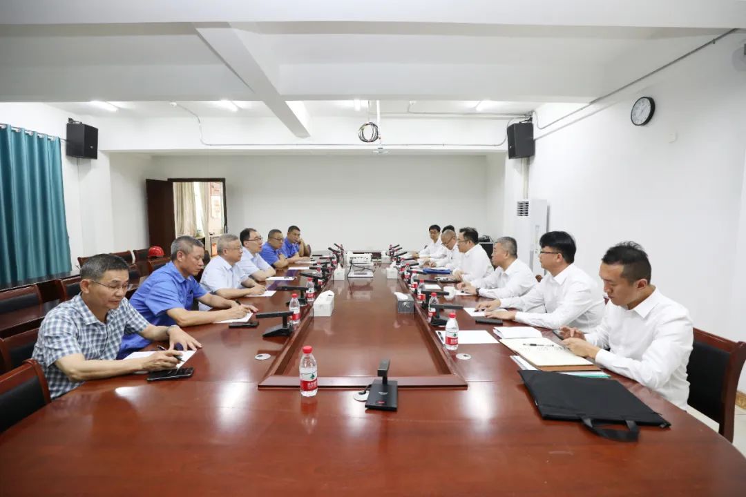 中海石油气电集团到访rb88随行版1.jpg